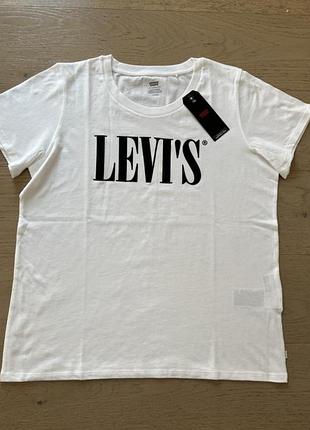 Нова жіноча футболка levis розмір 1x  або xxl