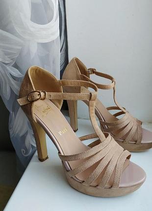 Босоніжки christian louboutin5 фото