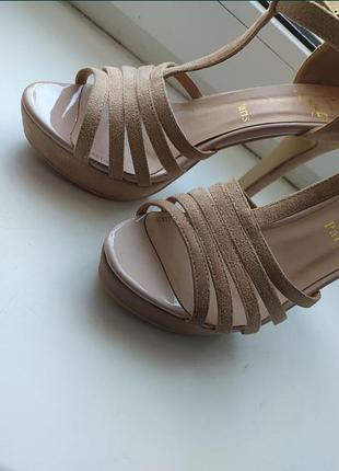 Босоніжки christian louboutin2 фото