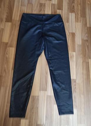 Эластичные брюки лосины legens очень мягкие и приятные на ощупь 2xl размер эко кожа искусственная кожа леггенсы