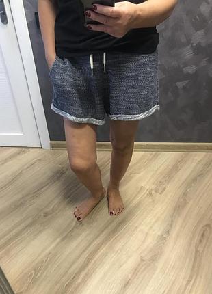 Шорти h&м.