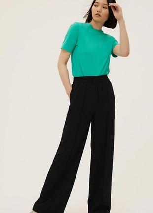 Широкие брюки высокая эластичная талия. marks spencer