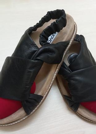 Босоножки сандали кожа жен. 41-42р.clarks inuovo индии