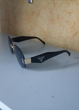 Очки prada