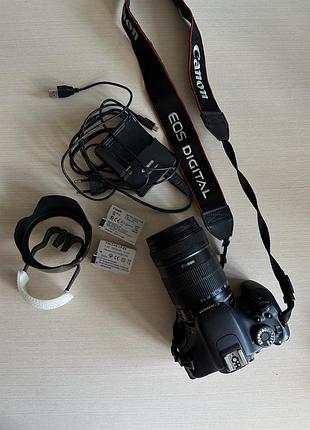 Фотоапарат canon eos 600d з обʼєктивом canon 18-135 mm