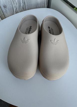 Жіночі клоги adidas stan mules