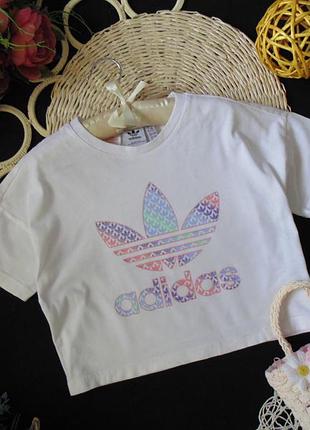 Модняча футболка кроп топ adidas