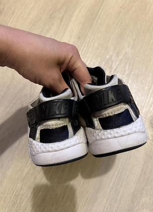 Детские кроссовки nike. 2