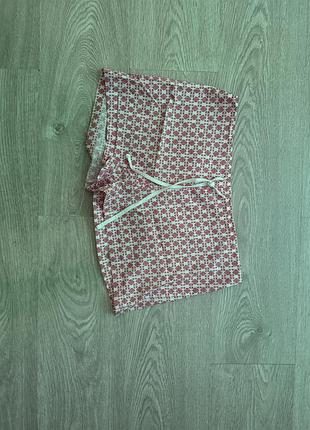 Шорти з легкої тканини