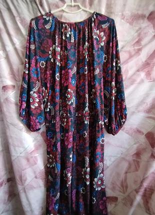 Платье в цветы