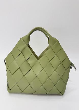 Плетеная женская сумка из натуральной кожи в оливковом цвете
