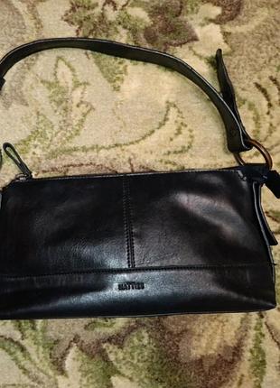 Кожаная сумка на плечо