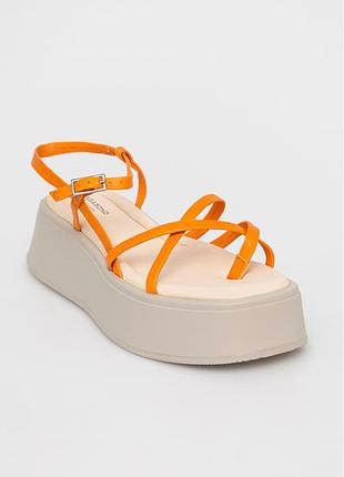 Босоніжки vagabond