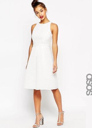 Нарядное фактурное платье-миди asos