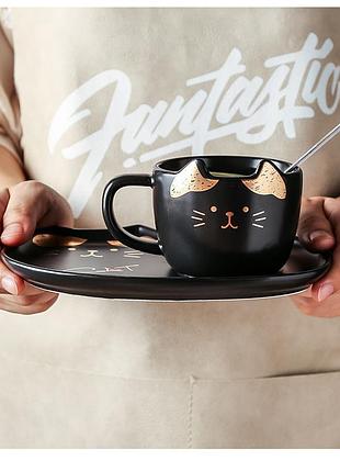 Чашка с блюдцем и ложкой котик. кружка керамическая подарочный набор, сервиз детский с котиком (черный)
