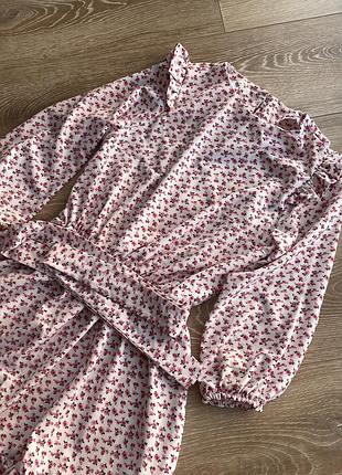 Літня святкова сукня легка тонка з поясом