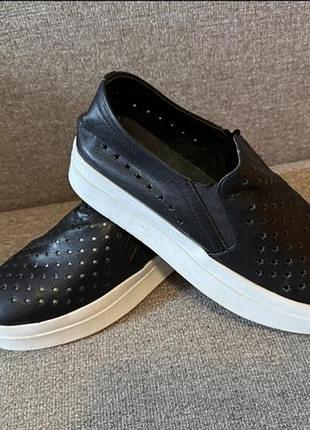 Мокасины кожаные, с перфорацией без подкладки, 25 устілка