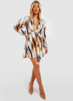 Сукня неймовірна,с/м boohoo,легка,рукав ліхтарик