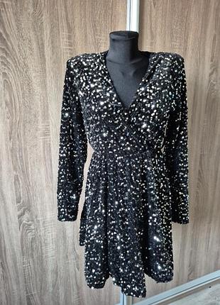 Шикарное бархатное платье в пайетку