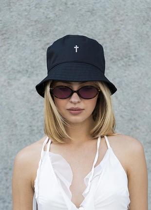 Жіноча панамка without з принтом dagger black
