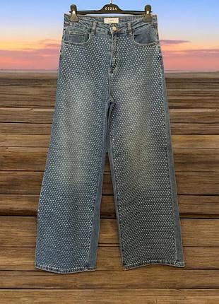 Джинси з камнями