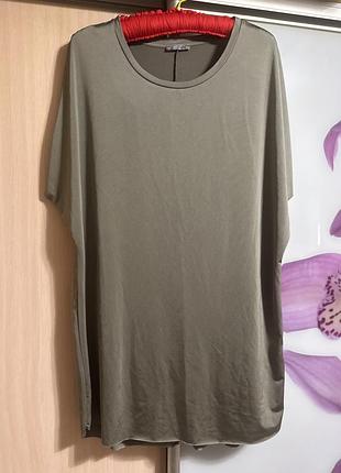 Стильна футболка zara.