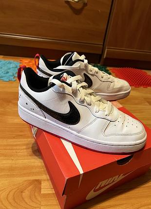 Кросівки nike оригінальні
