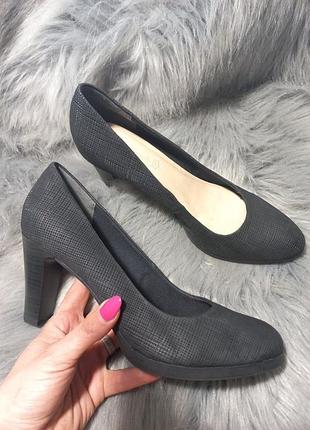 Туфлі жіночі