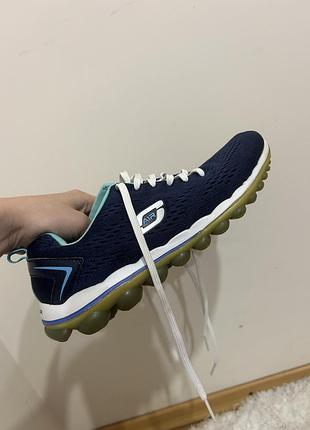 Кросівки skechers