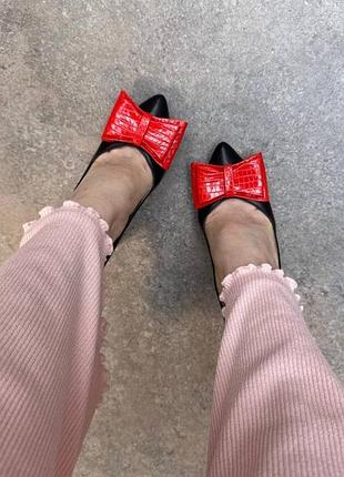 Чорні жіночі туфлі з акцентним бантом на товстому підборі 9 см 118