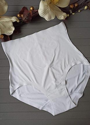 Гладкие бесшовные корректирующие трусики, утяжка