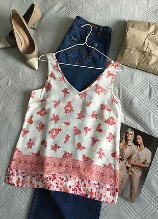 Стильная блуза свободного кроя в орнамент в размере 36