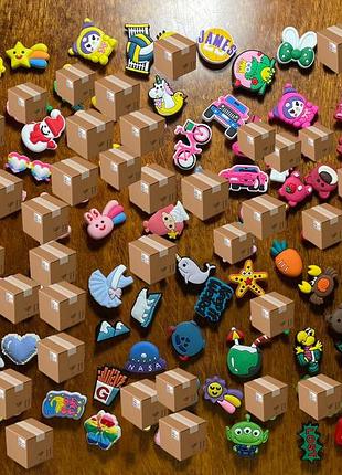 Джибітси для кроксів crocs