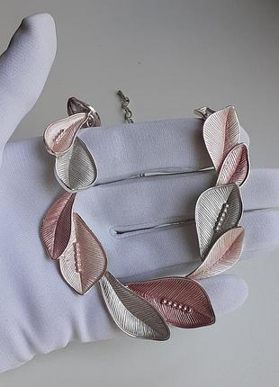 Нежное колье бижутерия с эмалью