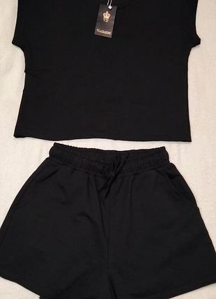 Костюм с шортами женский