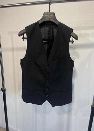 Жилет жилетка чорна класична primark m