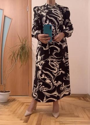 Отличное платье с рукавом размер 14 m&amp;s