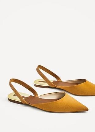 Сандалі zara
