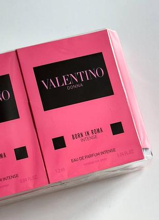 Valentino donna born in roma intense eau de parfum парфумована вода жіноча, 1.5 мл (пробник)