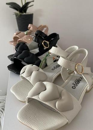 Босоніжки дитячі 8