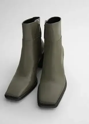 Ботильони zara з 100% шкіри з квадратним носком