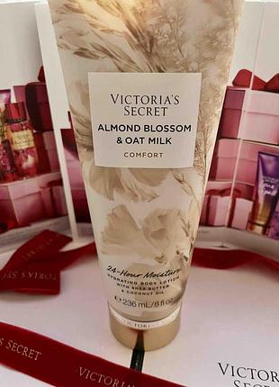 Парфумований лосьйон victoria’s secret almond blossom & oat milk оригінал