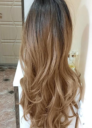 Шикарна перука довга русявий омбре з чубчиком