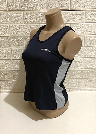 Eur 40 reebok спортивна фітнес майка жіноча облягаюча коротка темно-синя блакитна
