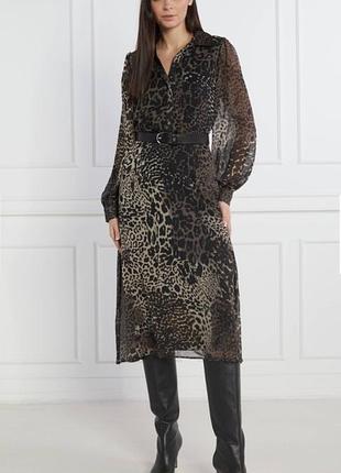 Платье на м