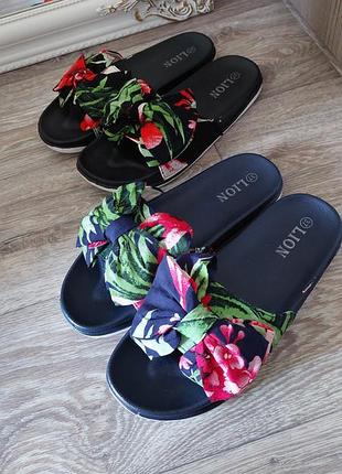 Шльопки з текстильним бантом