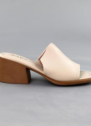 Шлепанцы женские 591896 бежевые