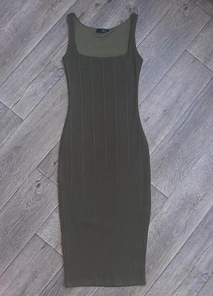 Сукня в рубчик