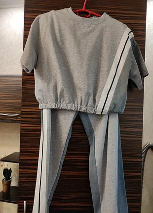Спортивный костюм размер м
