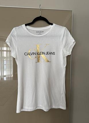 Нова футболка оригінал calvin klein розмір м